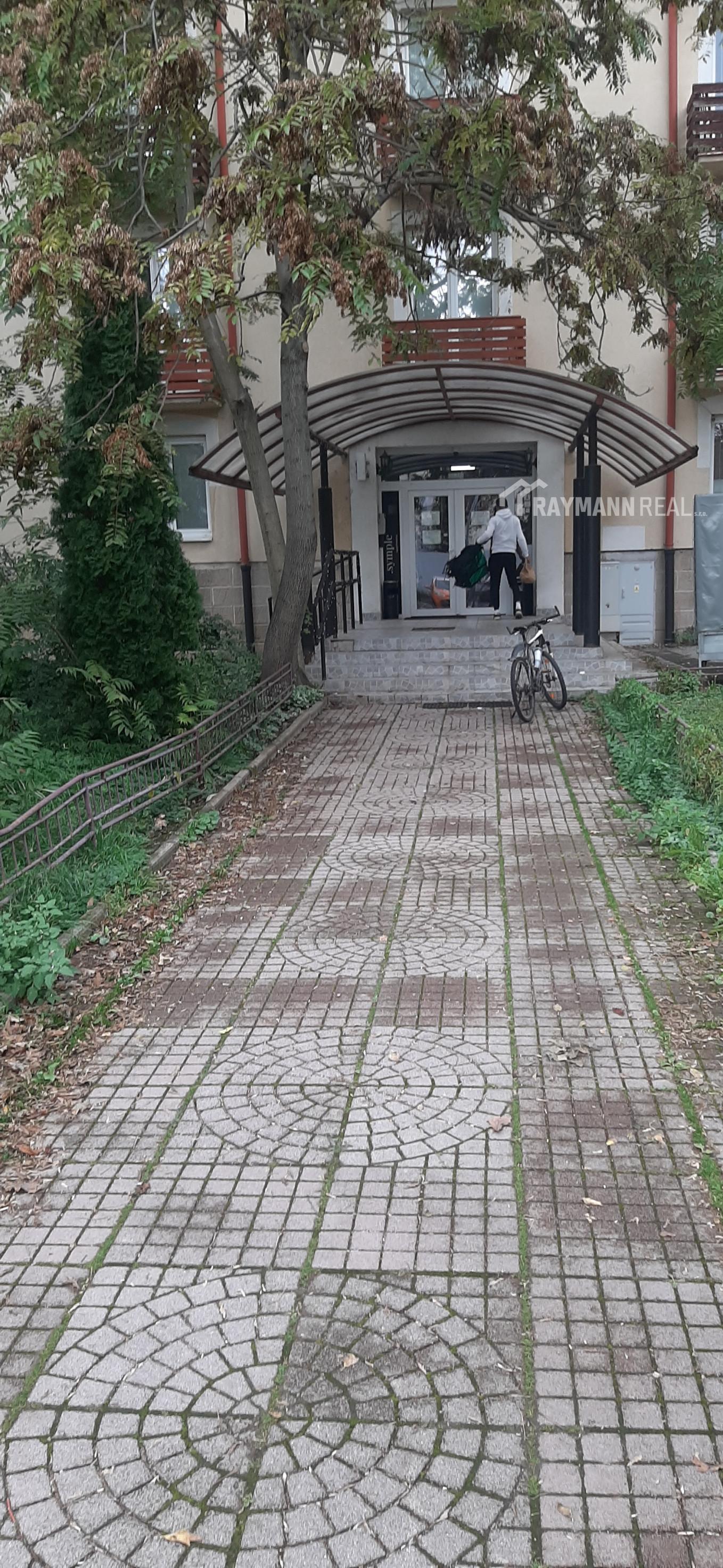 Prenájom 1 izbového bytu v lokalite Košice - Sever , Tolstého ulica