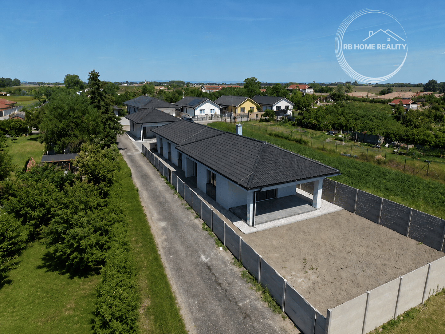NA PREDAJ  NOVOSTAVBA | 4-izbový rodinný dom s dvojgarážou a krytou terasou | Kyselica