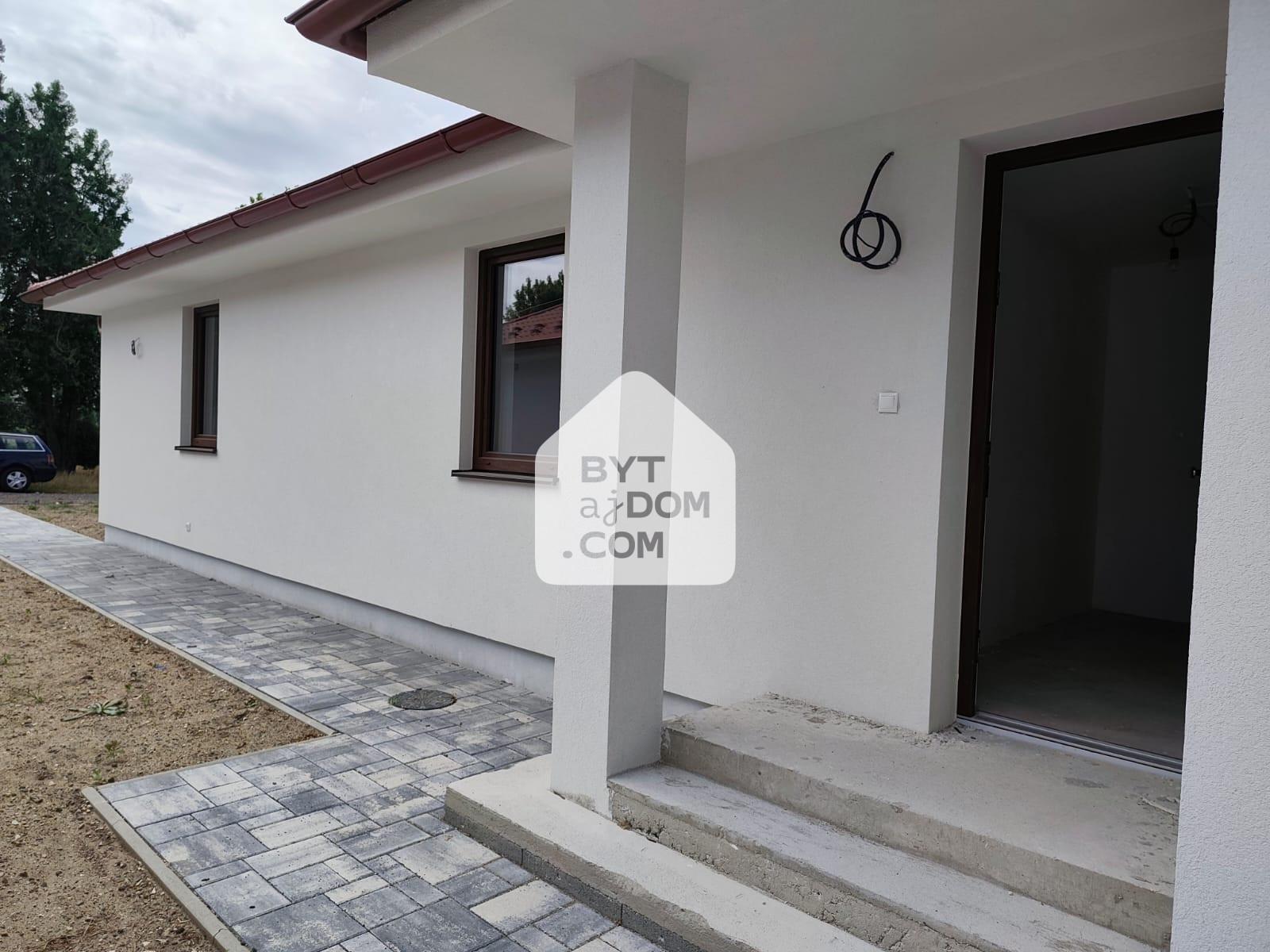 Na predaj 4-izbový bungalov v časti Priečne pri obci Závod