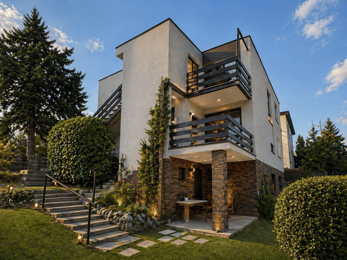 KOLIBA – HLAVNÁ ULICA | Rodinný dom s 2 bytmi, na pozemku 553 m² s krásnymi výhľadmi na BA | investícia / prestavba / nový projekt – fotka 2