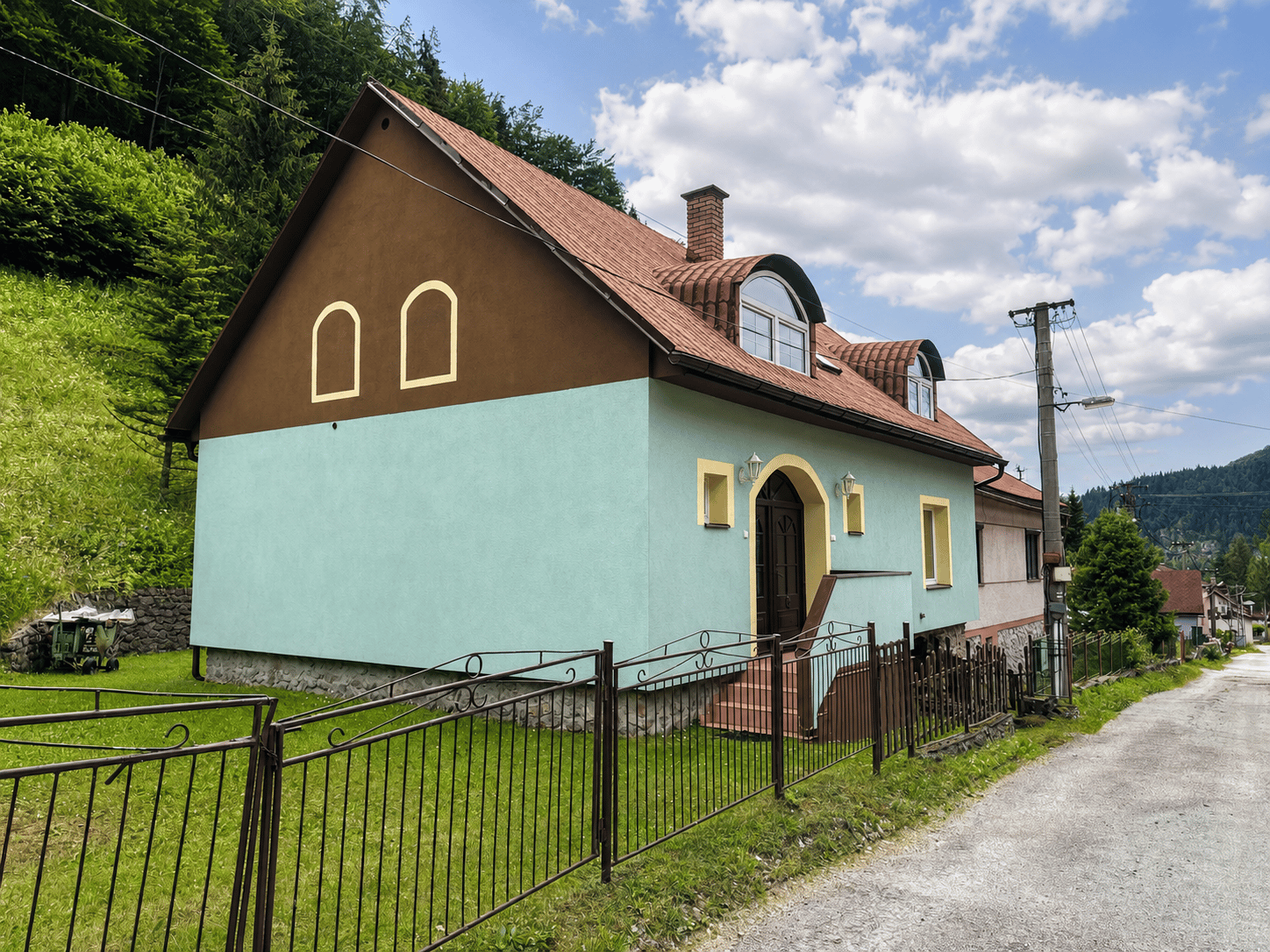 REKREAČNÝ DOM 250 M OD PALCMANSKEJ MAŠE | DEDINKY – fotka 2