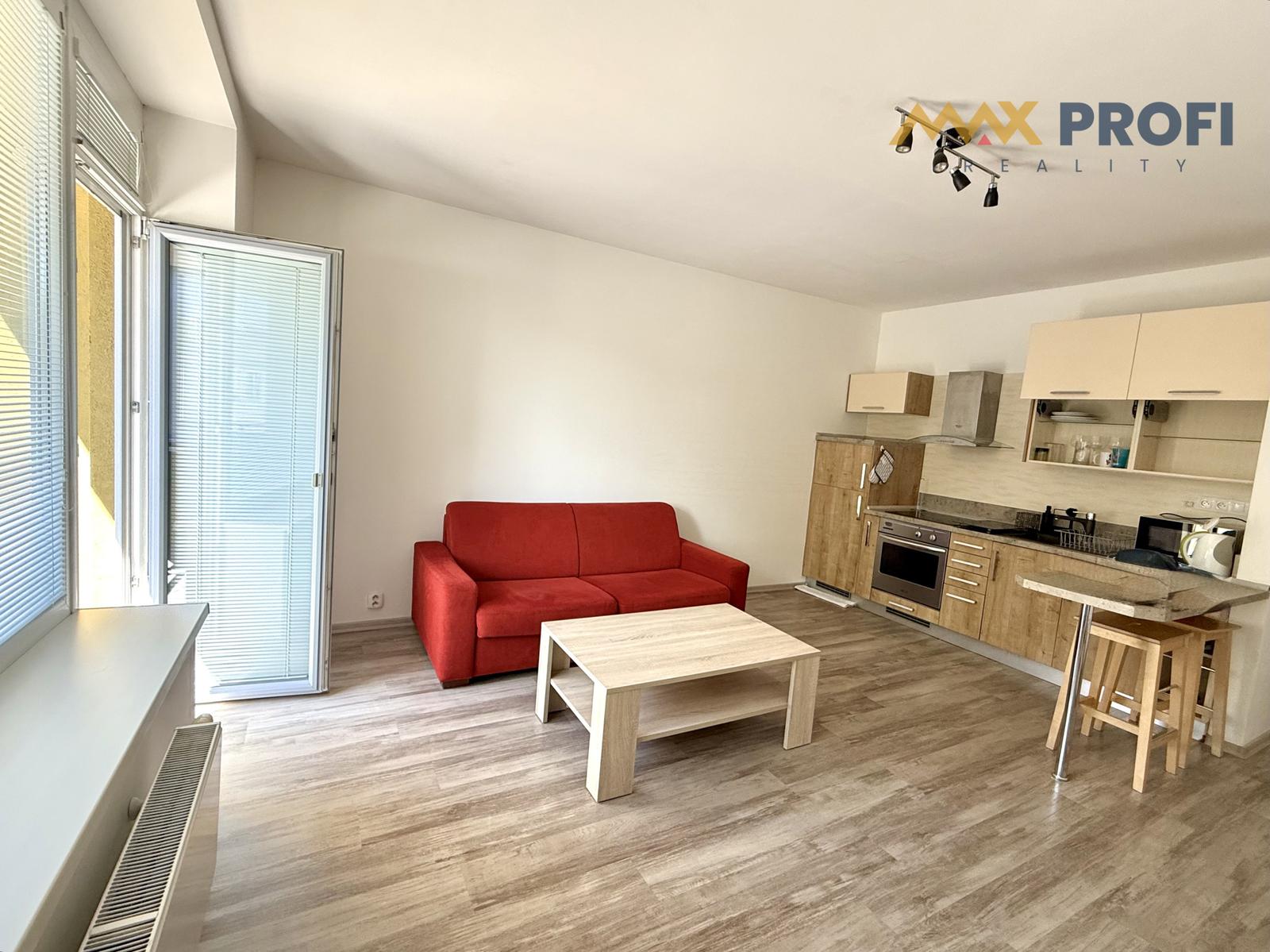 Na prenájom 2 izbový byt, 47  m2  s  loggiou a parkovacím miestom, Martin - Priekopa.