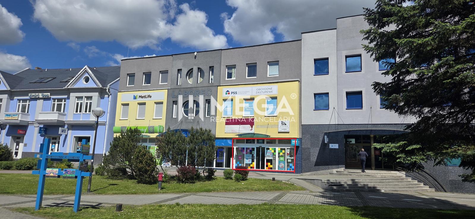 NA PRENÁJOM LUKRATÍVNY PRIESTOR NA NÁMESTÍ v meste Humenné
