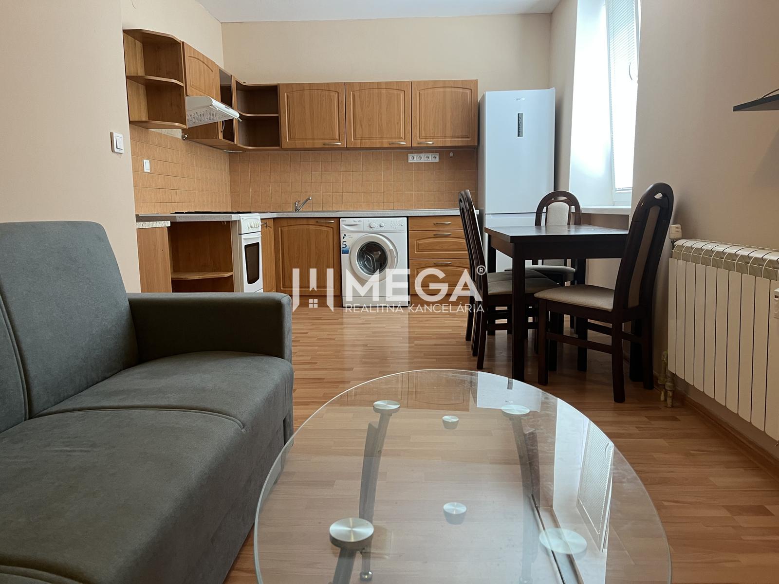 NA PRENÁJOM - 1,5 izb. byt v centre mesta Humenné – fotka 2