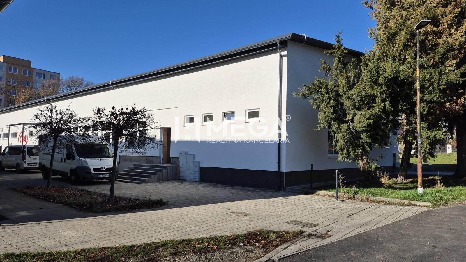 PREDAJ OBCHODNÉHO PRIESTORU v HUMENNOM (sídlisko 2A) – fotka 2