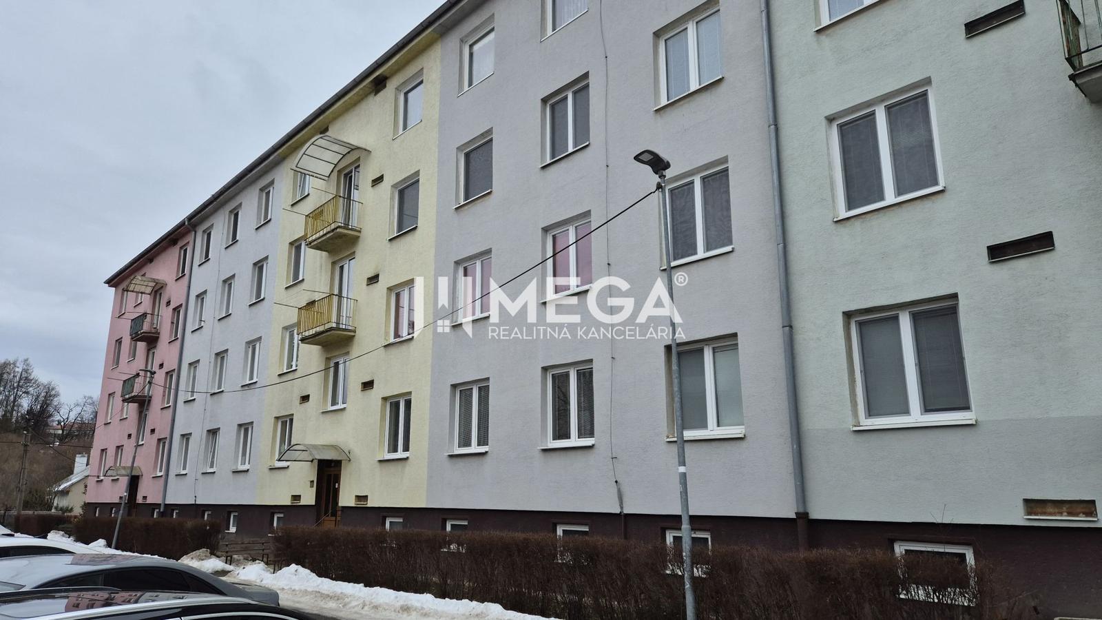 NOVÁ CENA-PREDAJ 3-izbového bytu v Medzilaborciach – fotka 2