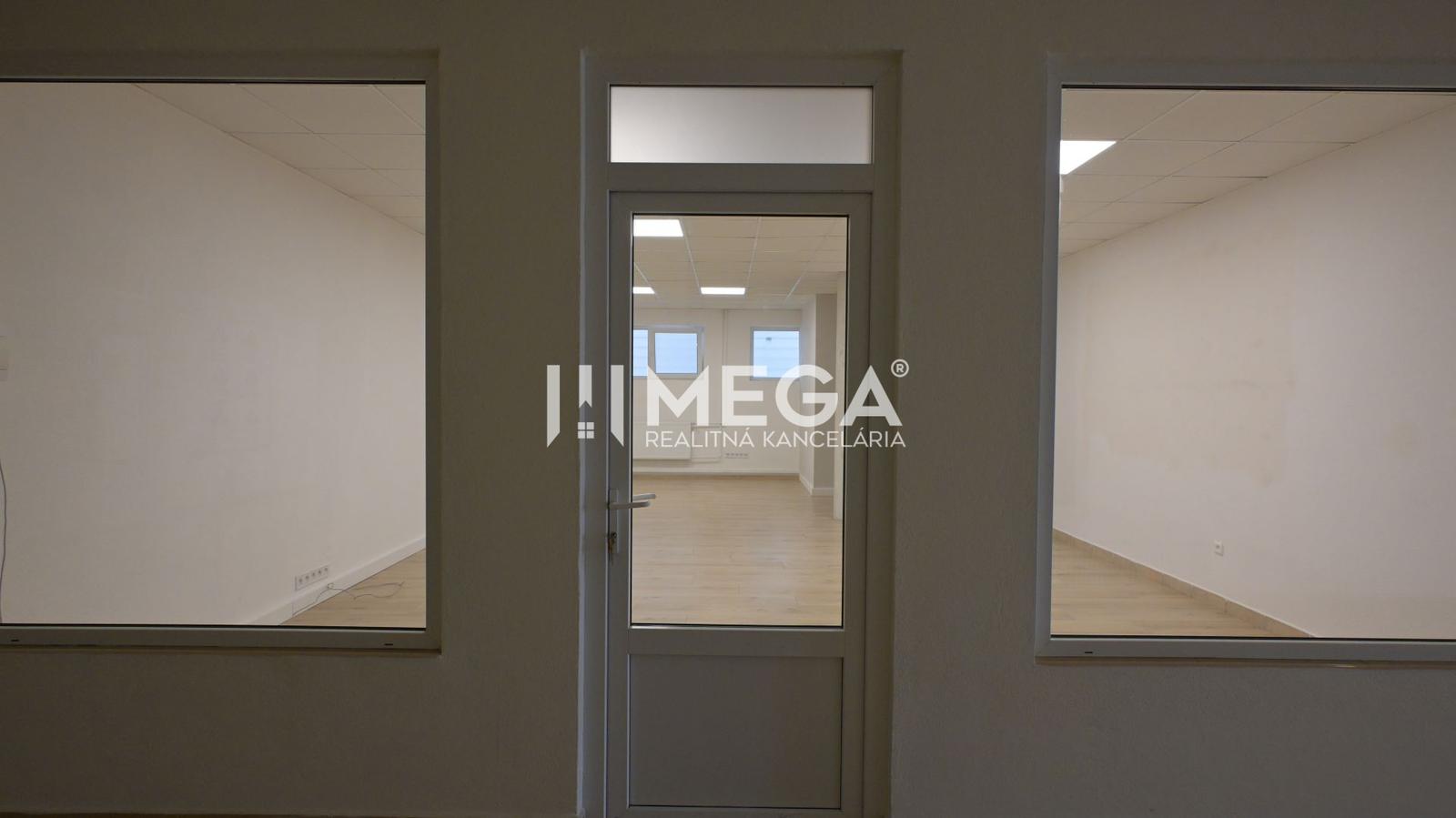 PRENÁJOM OBCHODNÉHO PRIESTORU (54 m2) ulica MIEROVÁ HUMENNÉ – fotka 2
