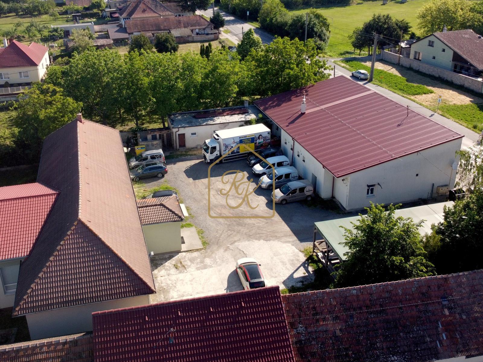 PREDAJ POLYF. OBJEKTU V JELŠOVCIACH INVESTÍCIA S VÝNOSOM – fotka 2