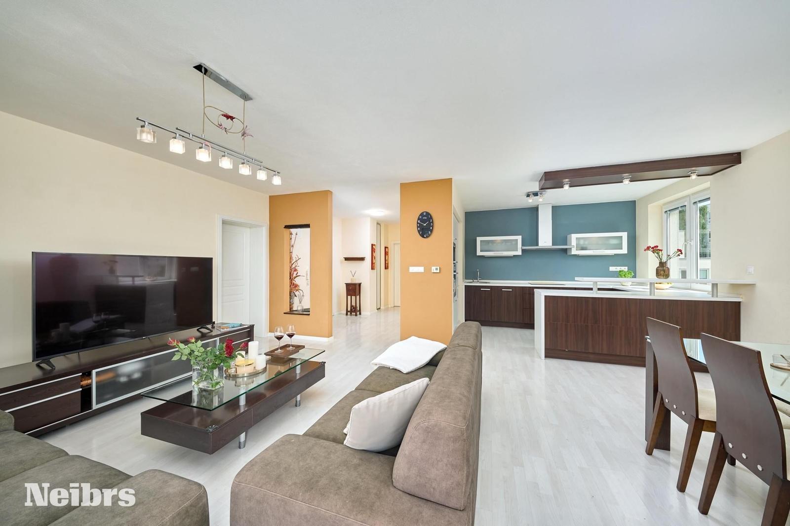 Neibrs | 3-izbový byt s 20 m² terasou a rezidenčnou záhradou | Dlhé diely