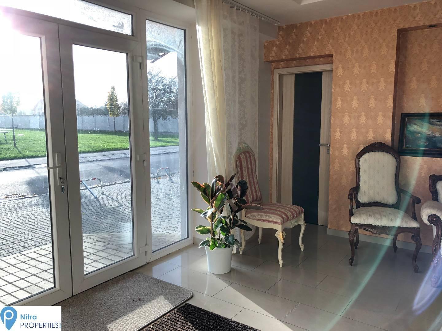 Reprezentatívne obchodné priestory vhodné pre salón krásy