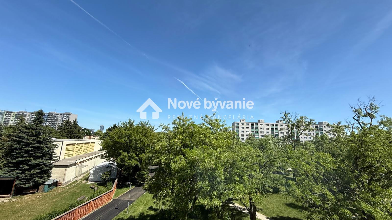 predaj - dom - Bratislava II./N117-12-EMJUe