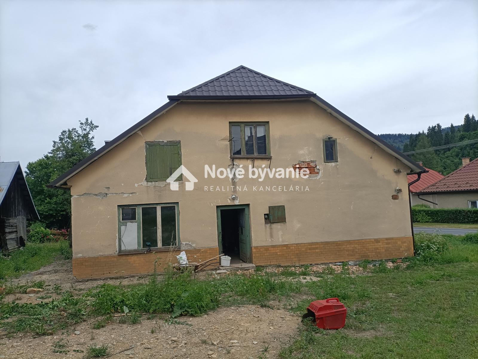 Dom s potenciálom a veľkou záhradou – fotka 2