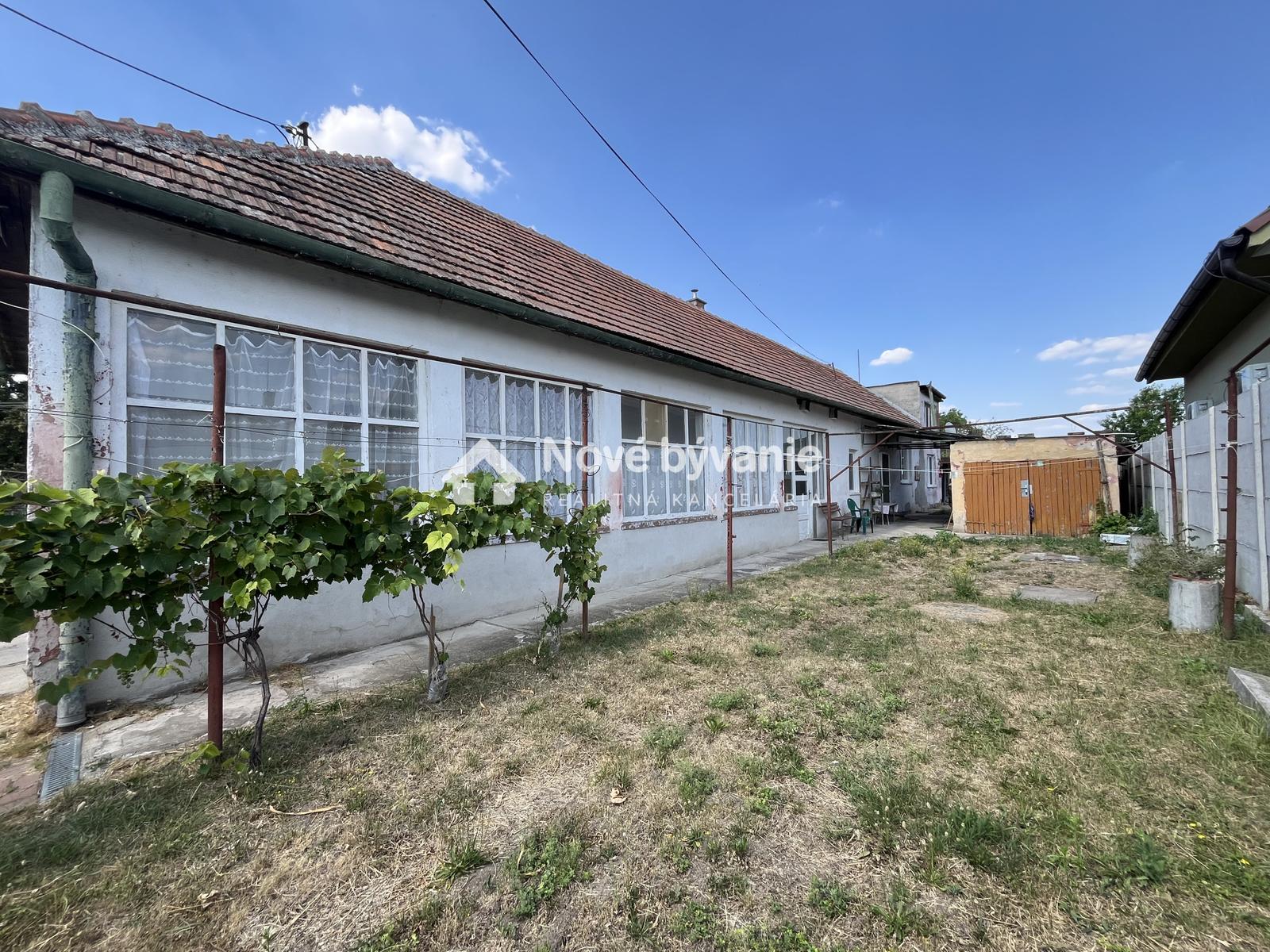 REZERVOVANÉ - Rodinný dom s veľkým pozemkom - Vinodol (N008-12-NAGA)