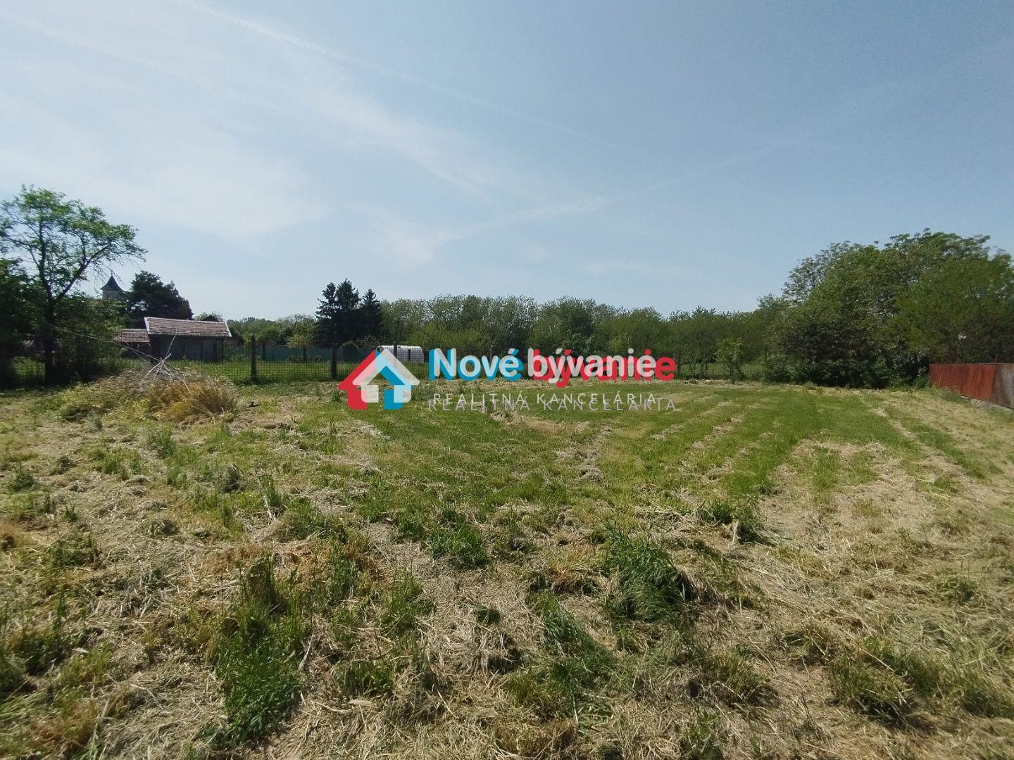 Predaj,  stavebný pozemok |  Jur nad Hronom (N028-14-MAHA)