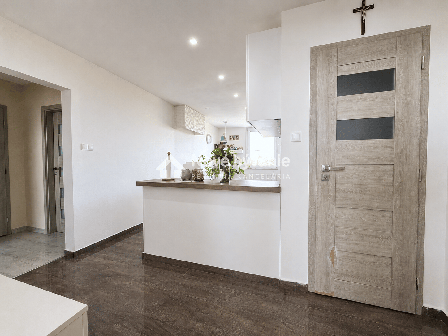 NOVÁ CENA! 115 000 €, moderný 3-izbový byt -Želiezovce – fotka 2