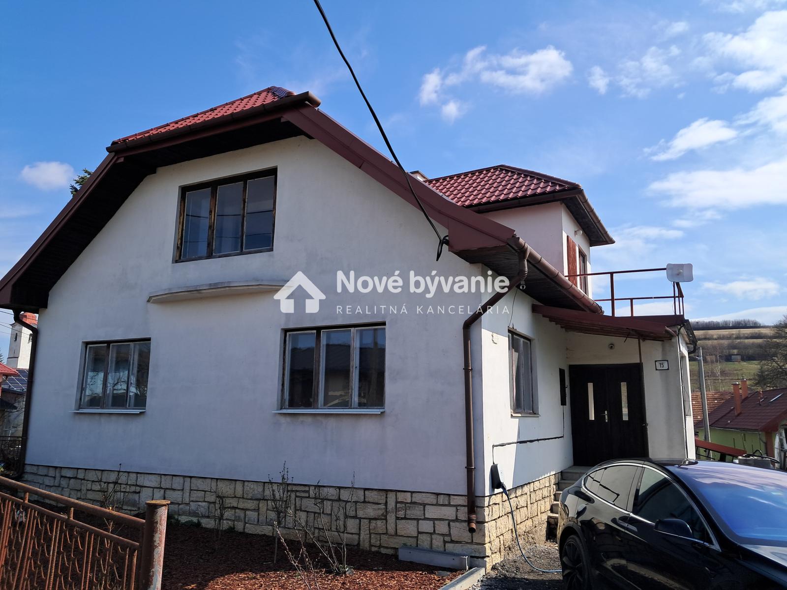 Predaj veľkého rodinného domu s fotovoltikou, obec Arnutovce