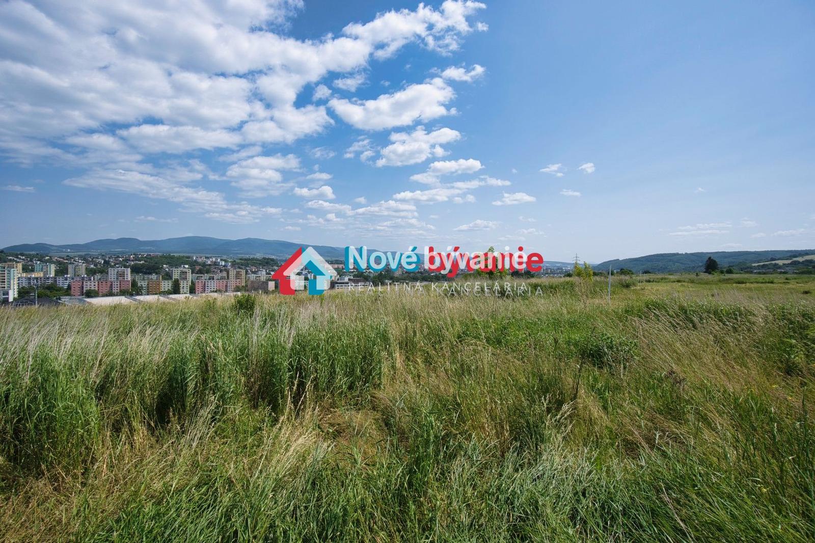 Exkluzívny slnečný pozemok s panoramatickým výhľadom na Prešov – Kráľova Hora, Sídlisko 3. (N005-14-MIDUa)