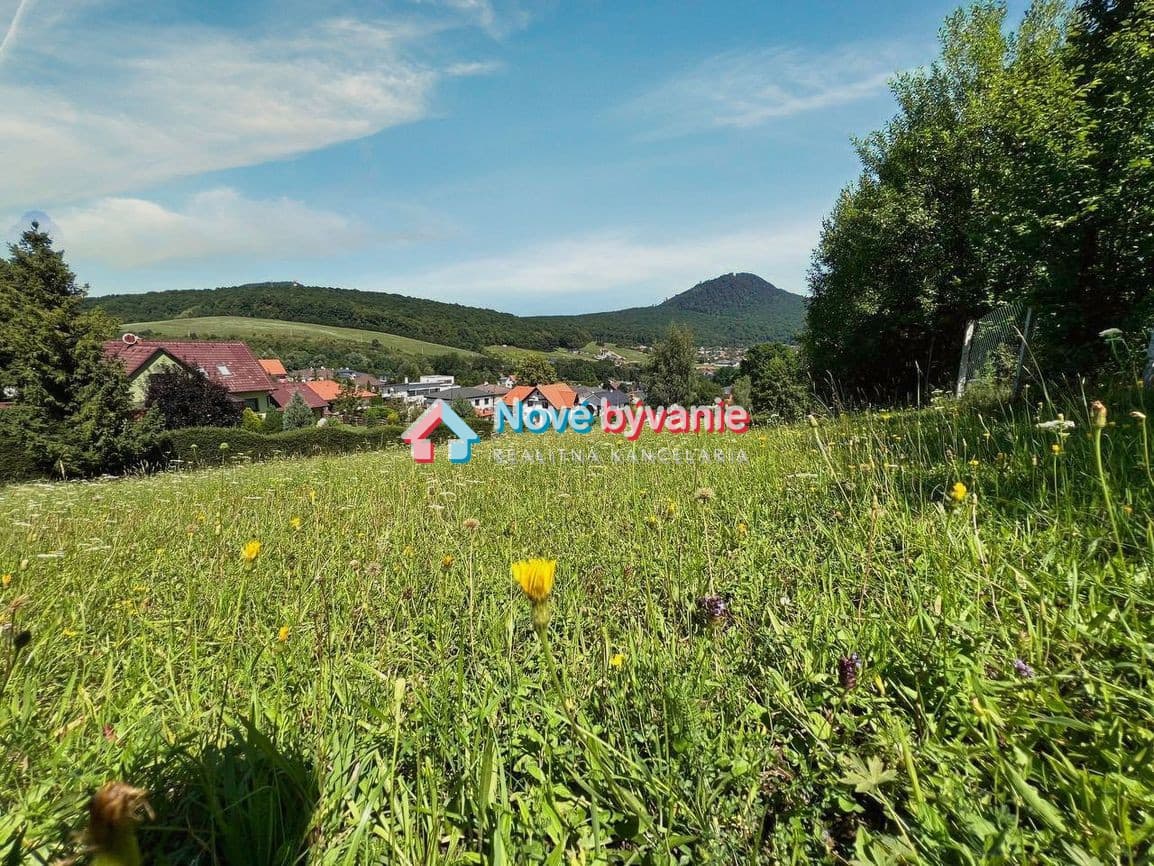 Na predaj: pozemok – ideálny pre výstavbu rodinných domov - Kanáš