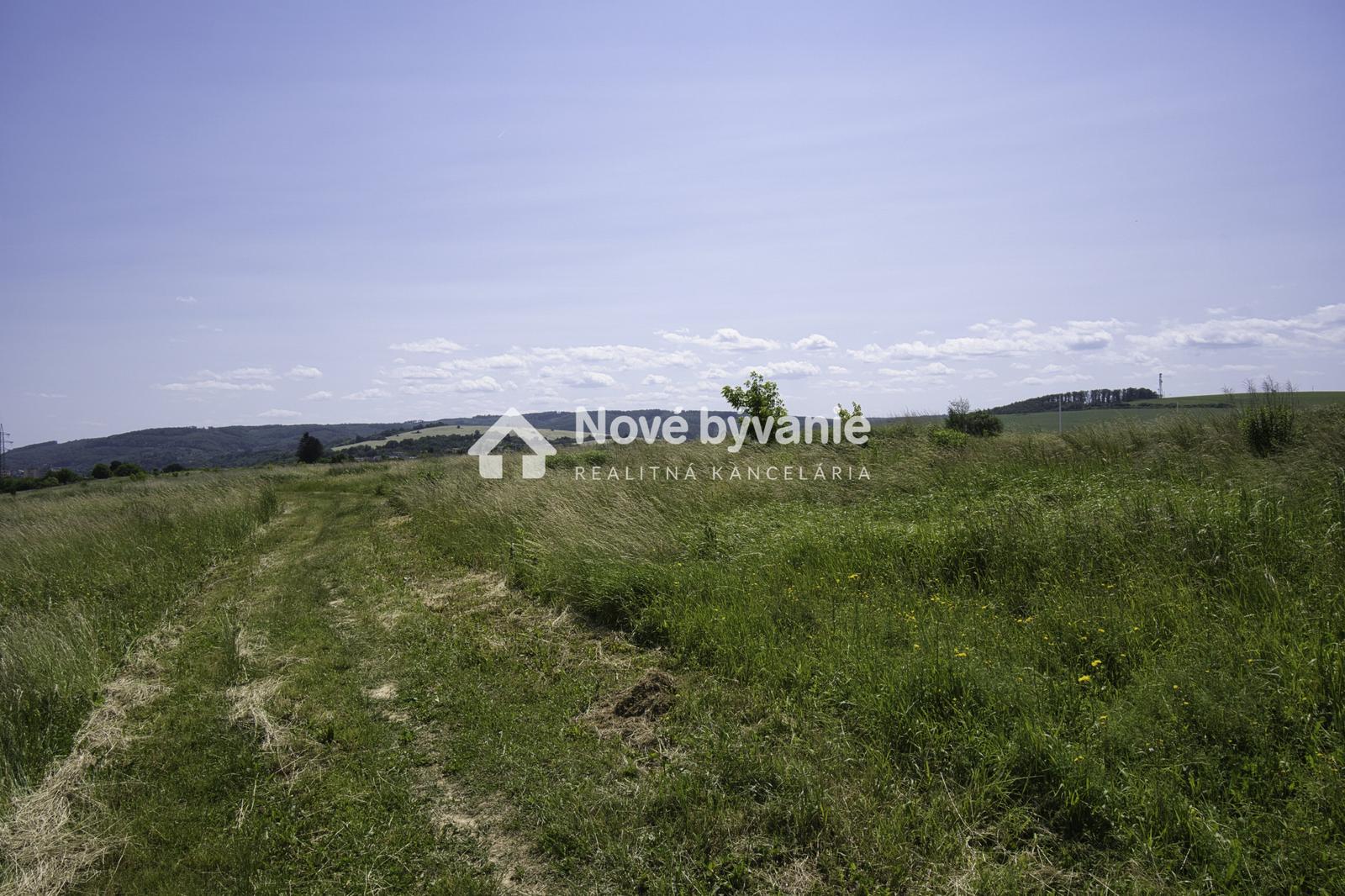 Exkluzívny slnečný pozemok s panoramatickým výhľadom – fotka 2