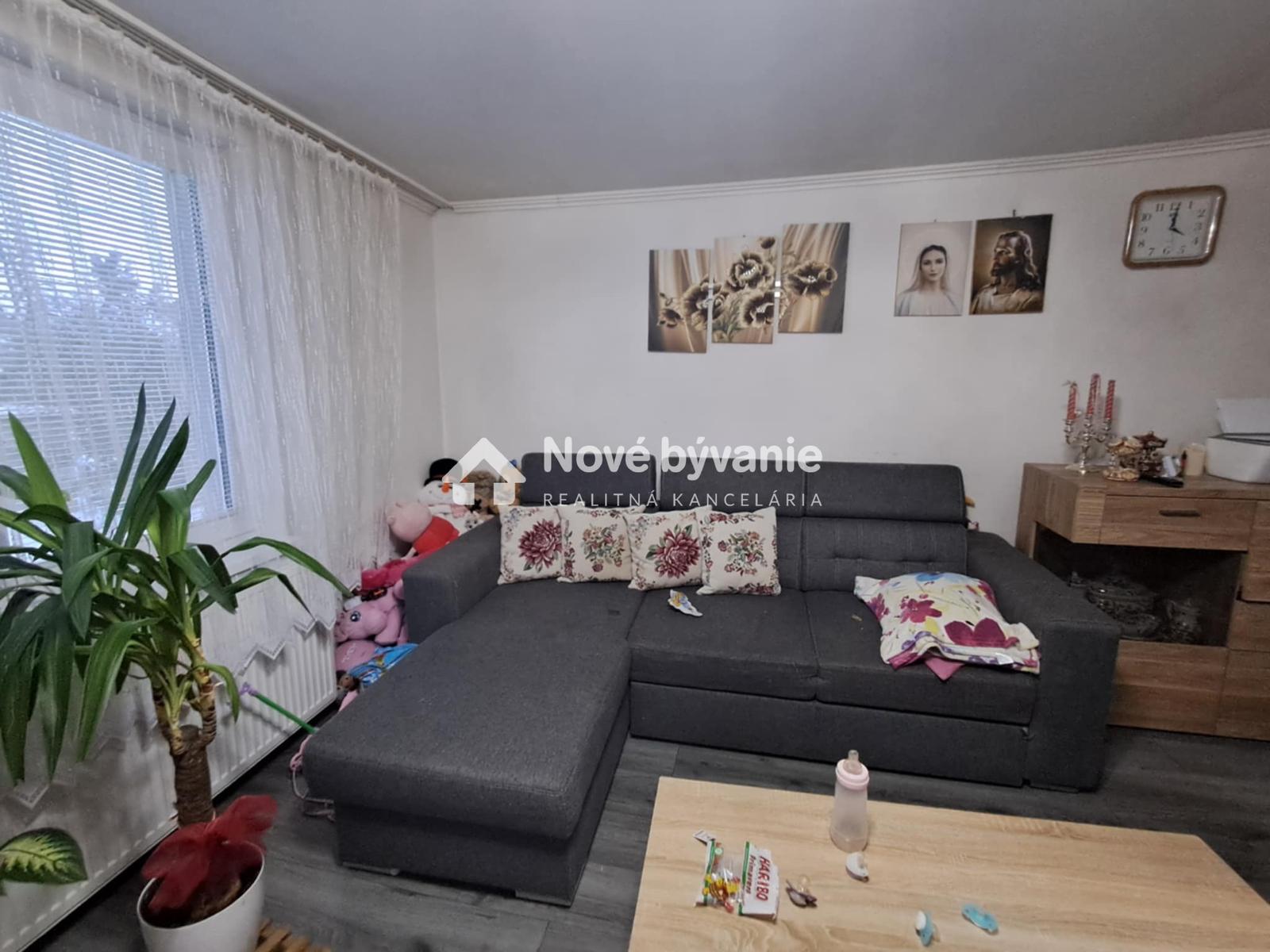 Znížená cena-Rodinný dom na predaj-Sedliská-Podčičva