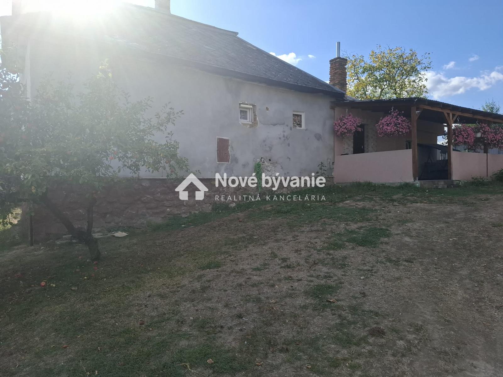 Rodinný dom, terasa, garáž ,úžasná ovocná záhrada-30 minút od Prešova za cenu 2izb.bytu – fotka 2