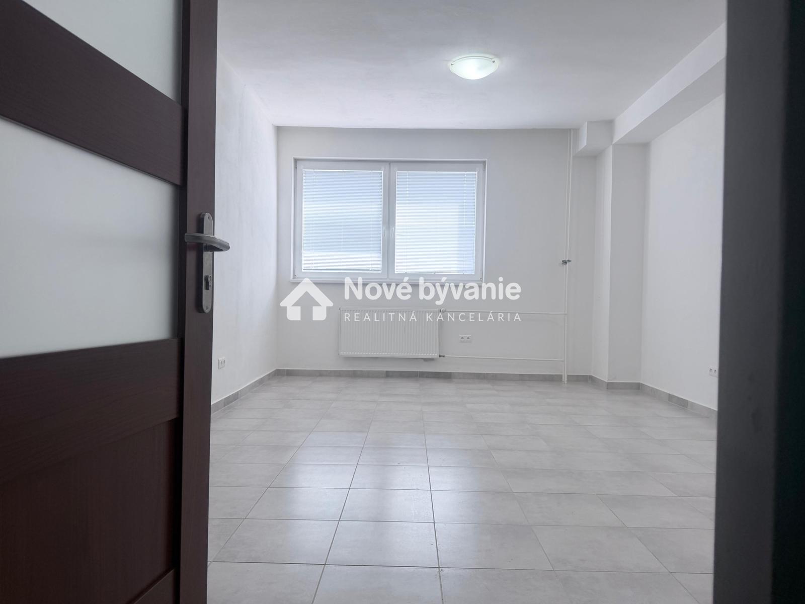 Prenájom: kancelária / prevádzkový priestor - (N106-26-DASE)