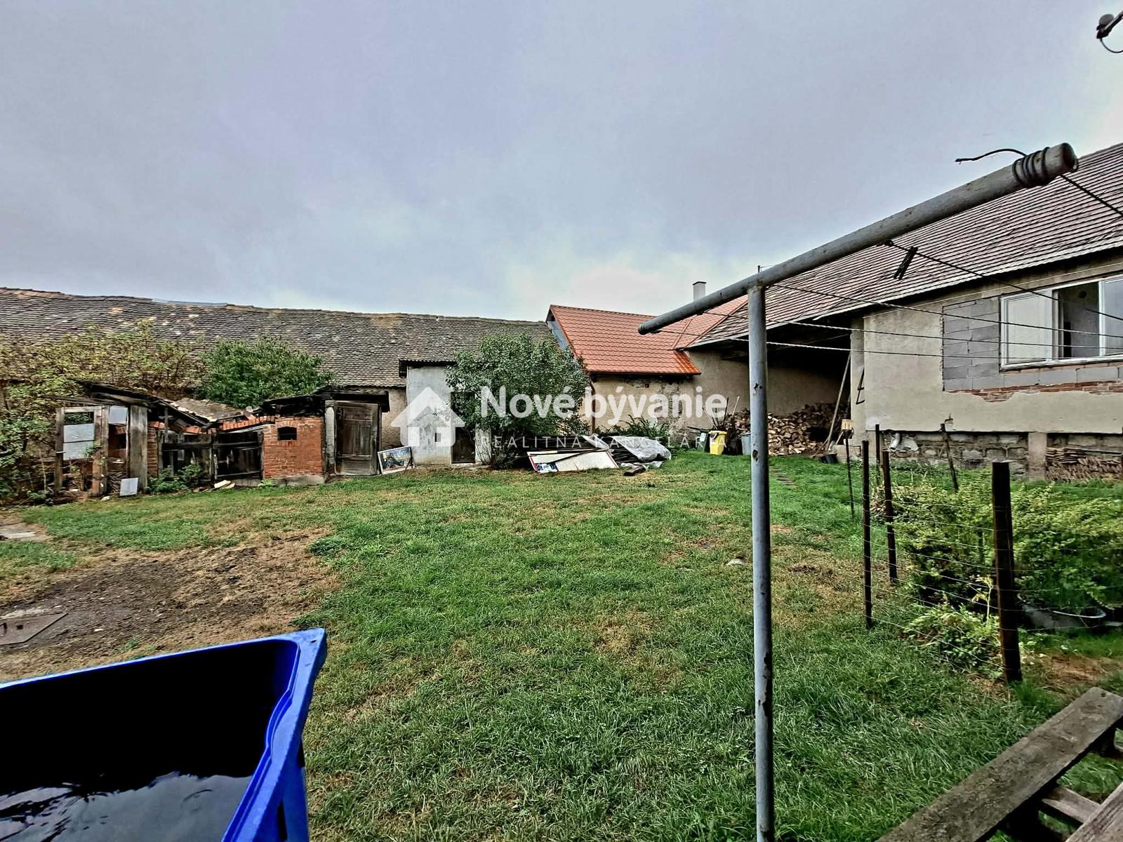 Predaj,2 domy s veľkorysým pozemkom-Dobrá Niva(N002-12-MAOLa)