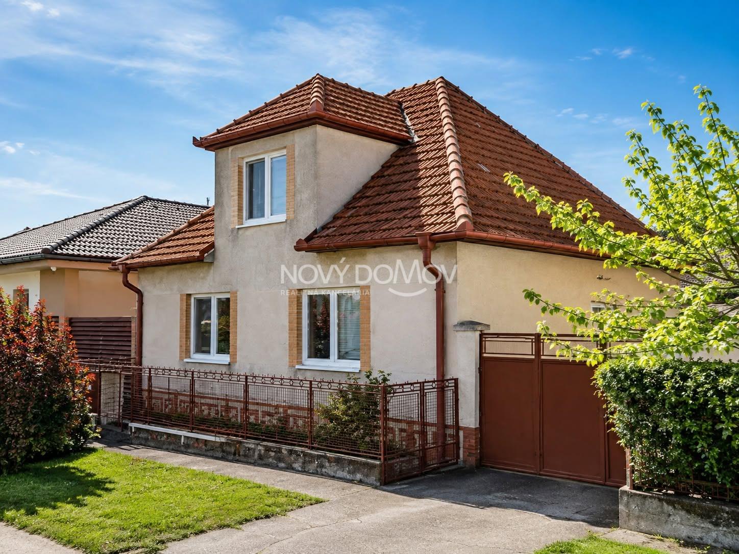 ŠÚROVCE – 5-izbový rodinný dom, pozemok 834 m²
