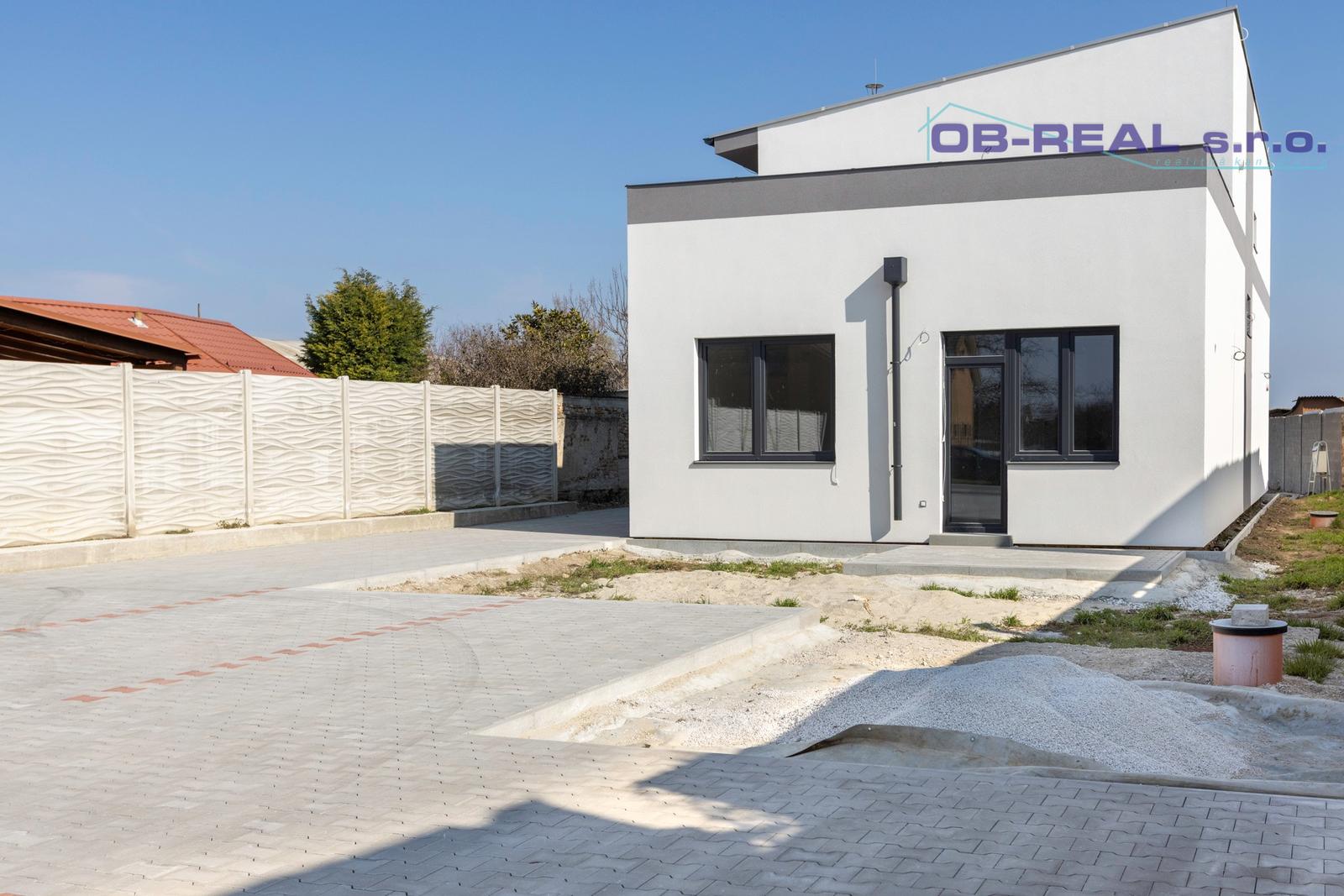 A_Predaj 2izb bytu 56m2 na prízemí tehl. bytovky GA-HODY – fotka 2