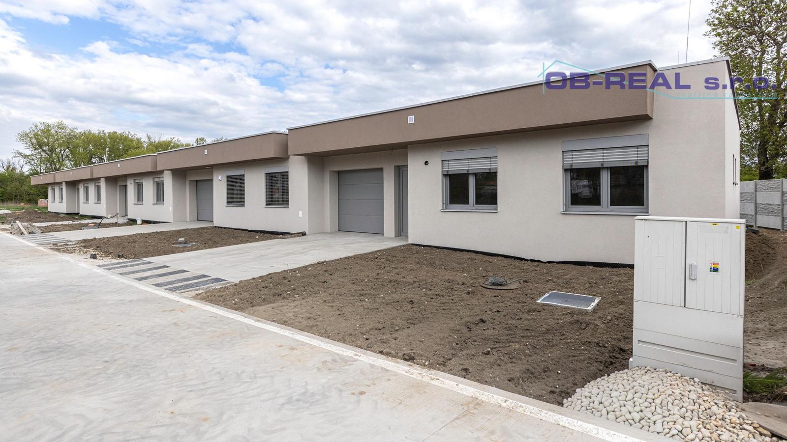 Galanta-Nebojsa: Predaj zariadenej novostavby 4izb RD 124m2 s garážou pozemok 336m2 – fotka 2