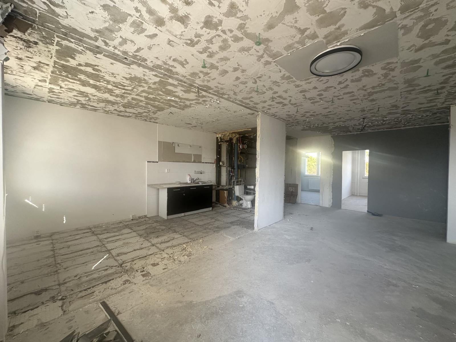 Na predaj veľký 4-izbový „pražský byt, 92 m² – Tokajícka ulica, Košice – Furča