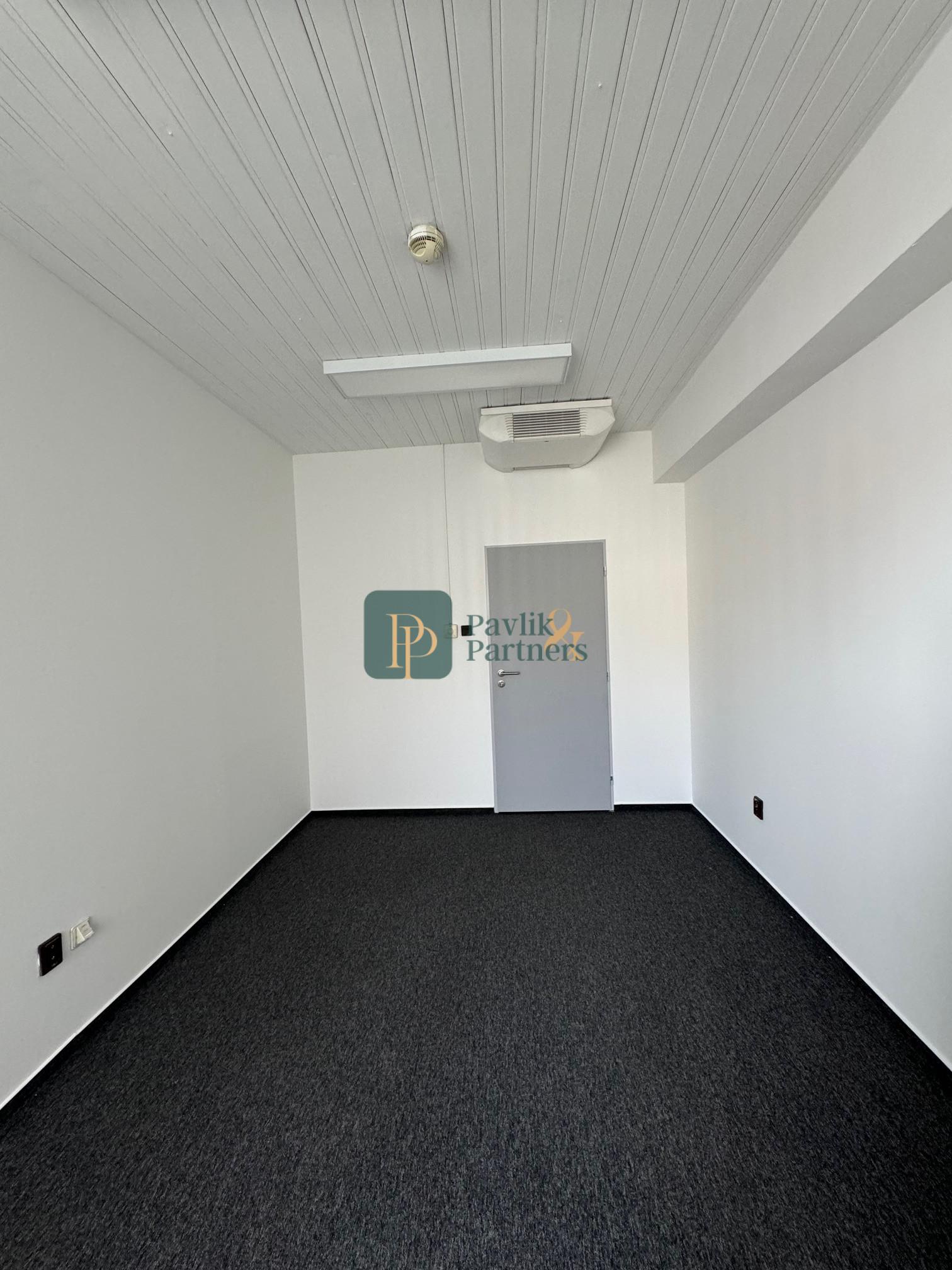 Prenájom kancelársky priestor, úplne centrum mesta, 13m2 – fotka 2