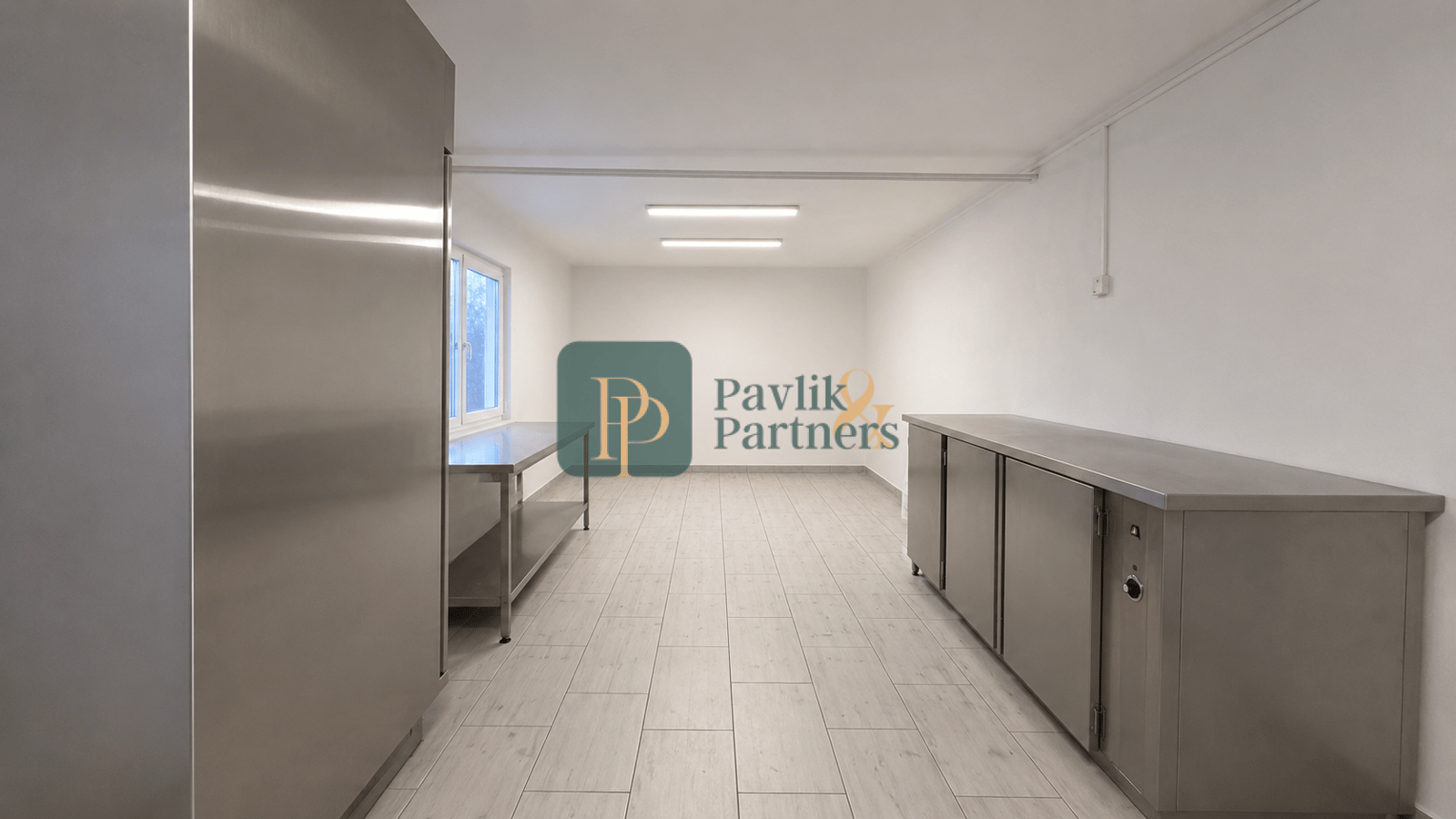 Predaj obchodných/kancelárskych priestorov Nitra – fotka 2