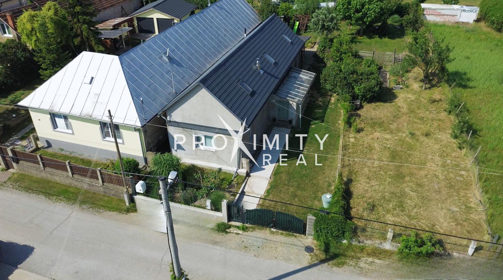 Rodinný dom s veľkým pozemkom a možnosťou odkúpenia časti susednej parcely – Valaliky