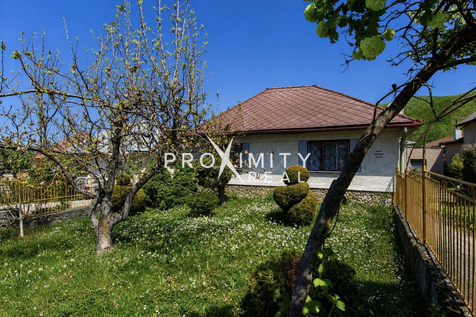 🌳 PREDAJ: Rodinný dom s veľkorysým pozemkom (1846 m²) v obci Skároš