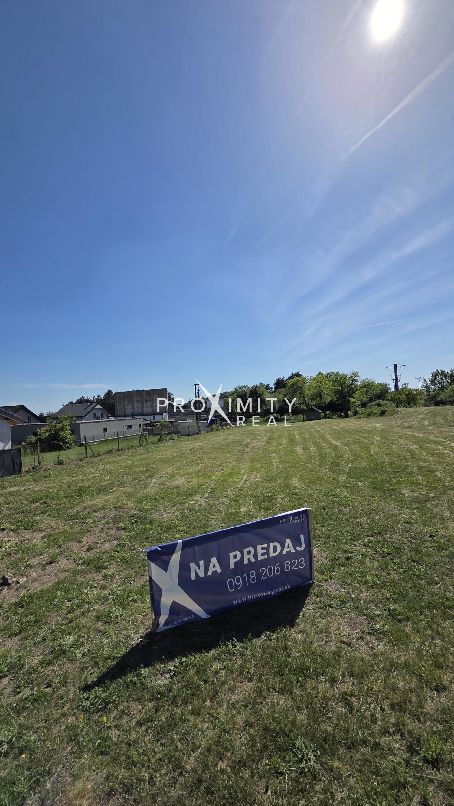 Strategický developerský pozemok 2607 m² na Zemplínskej šírave (stredisko Hôrka) – s vydanou ÚPI – fotka 2