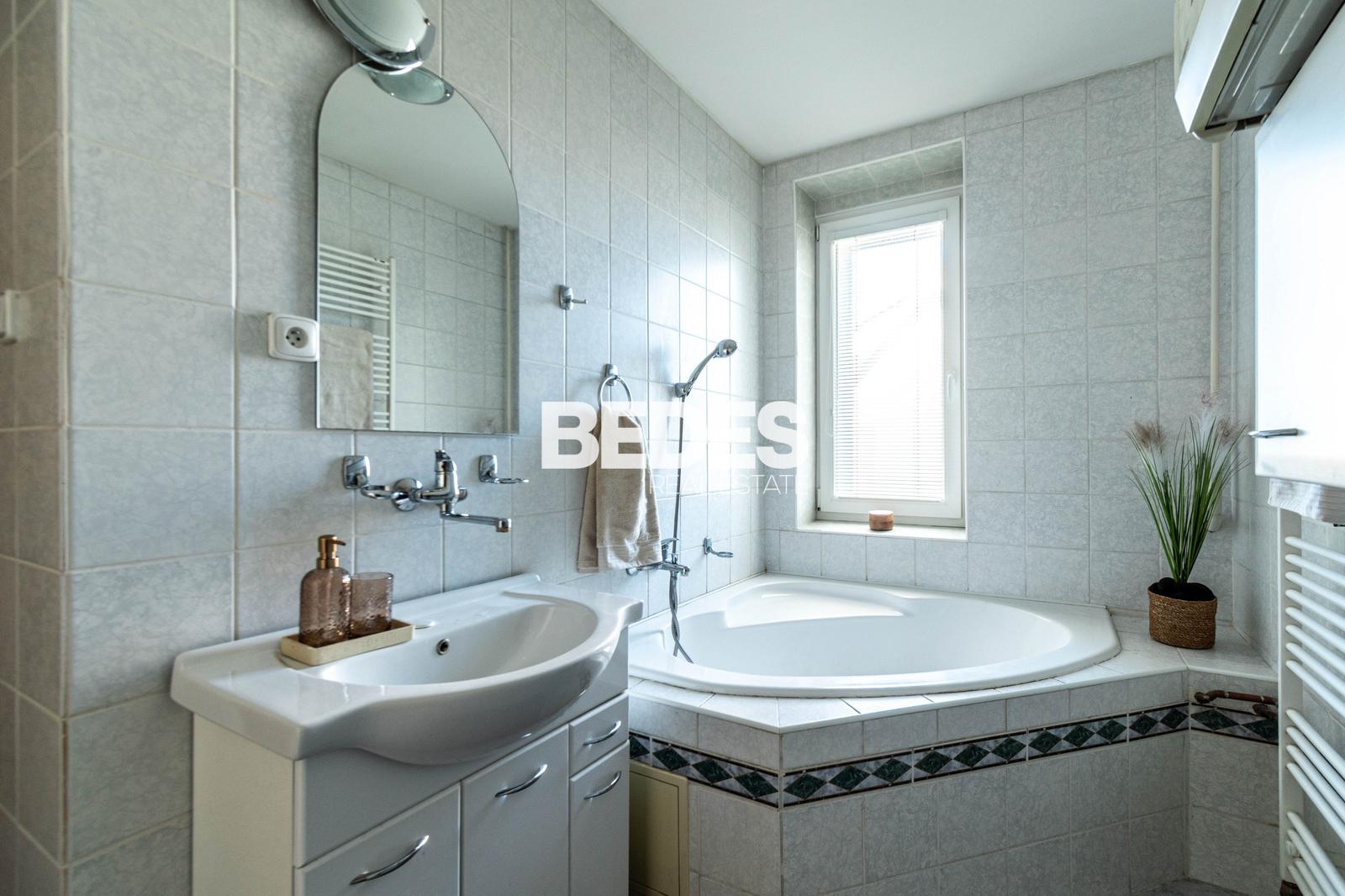 BEDES | veľkometrážny 3 izb. byt, samostat. kúrenie, balkón