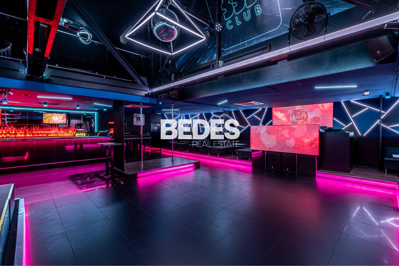 BEDES | Kompletne zariadený klub s personálom, vybavením a know-how