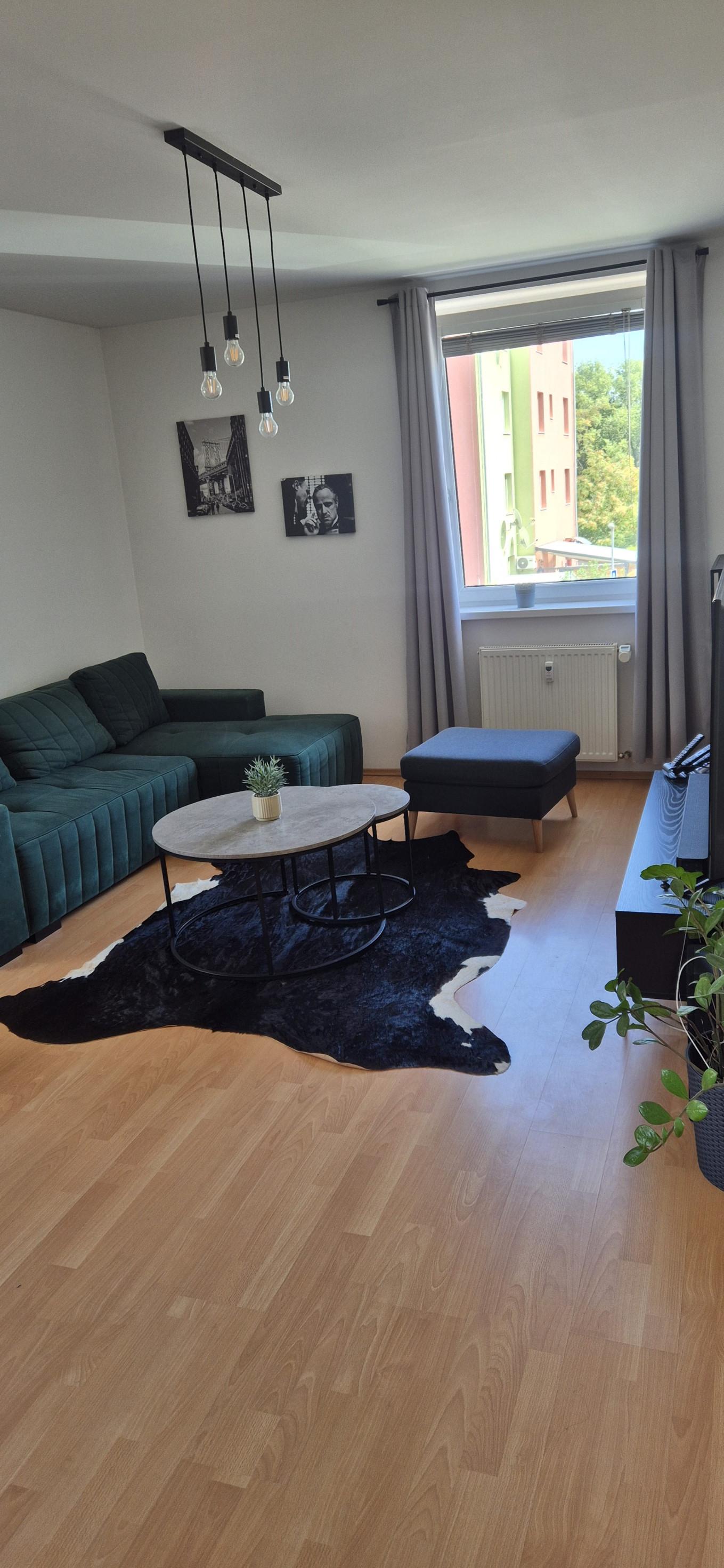 Moderný - 2 izbový byt vo Vlčkovciach na prenájom
