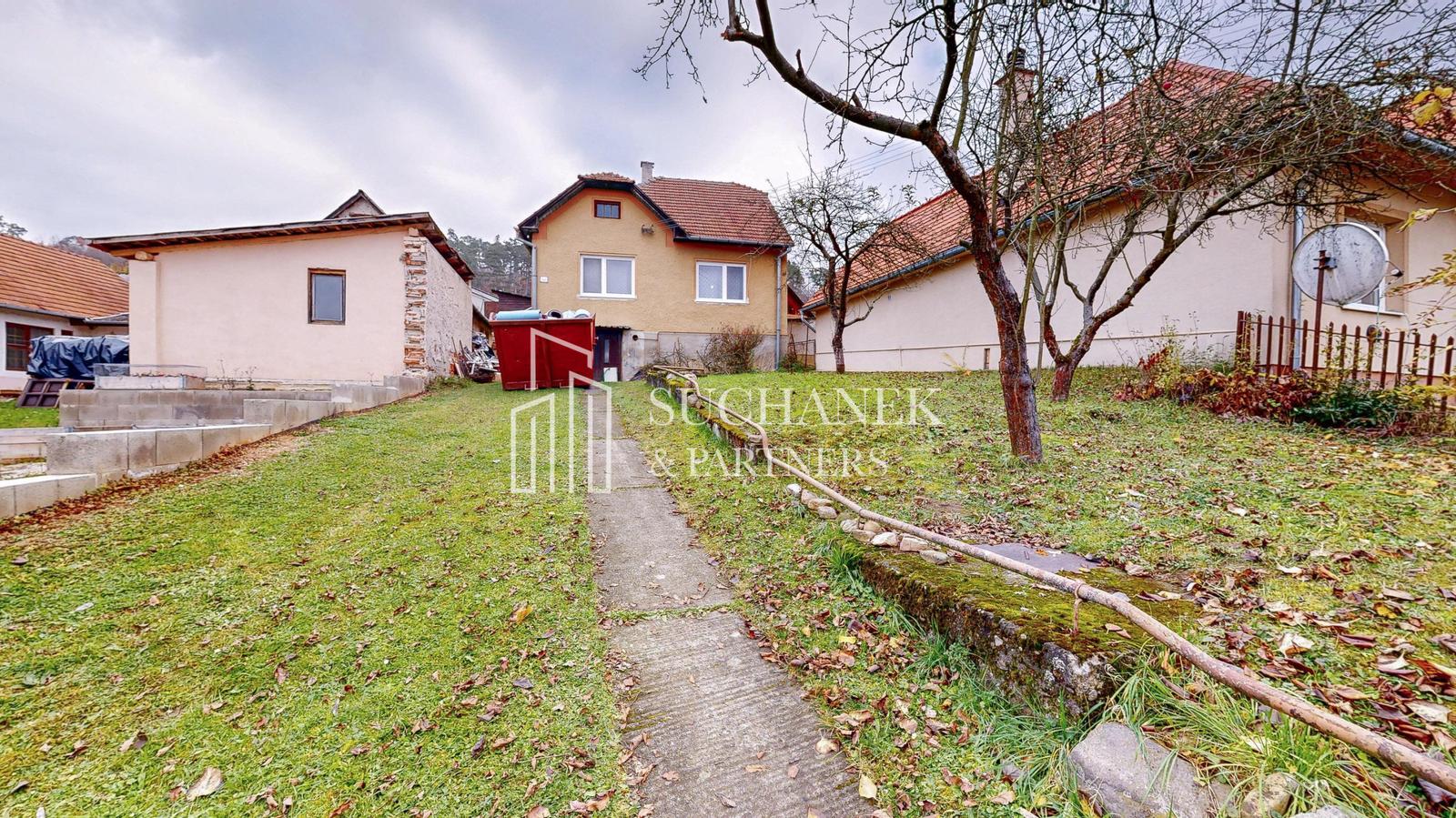 PREDAJ | 3-izbový rodinný dom vo Veľkých Uherciach – fotka 2