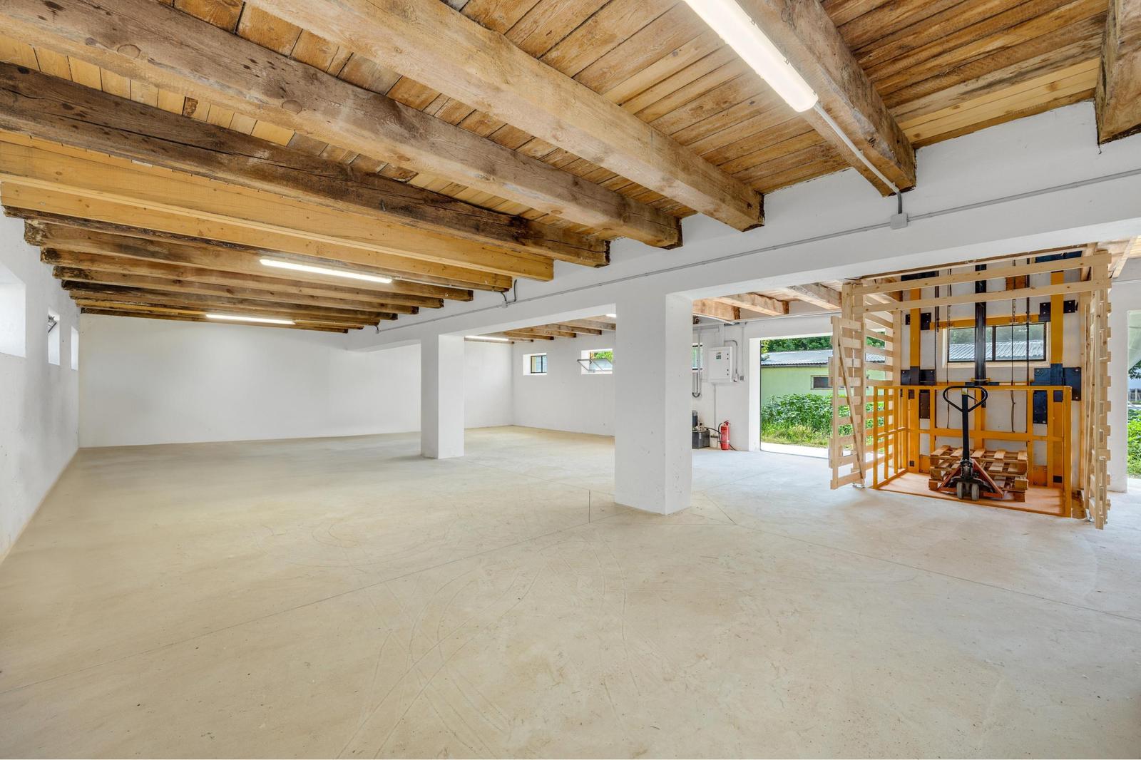 Na prenájom | Skladový objekt 661 m²- Topoľnica – fotka 2