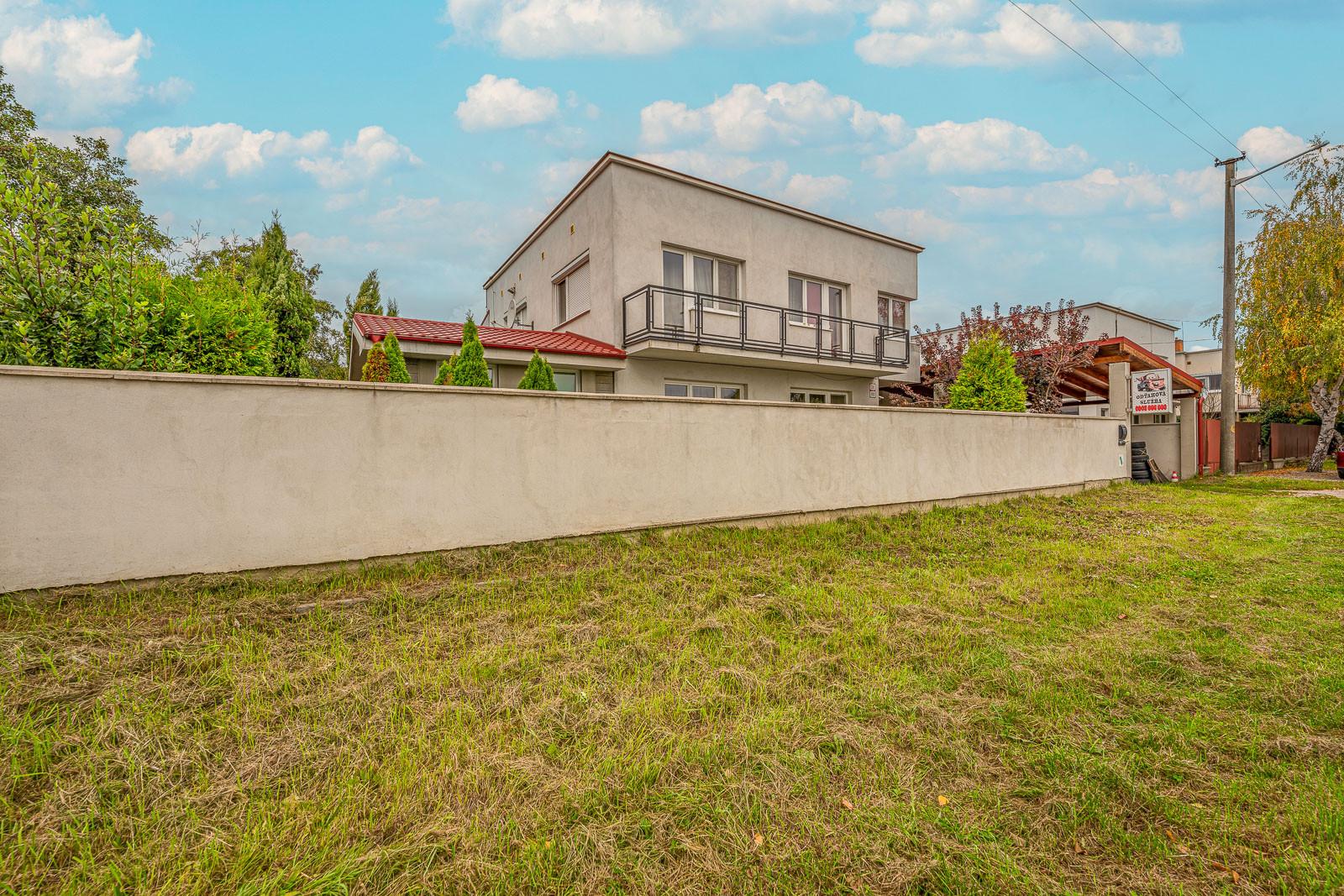 Na predaj | 6 izbový rodinný dom 251,19 m² - Chorvátsky Grob
