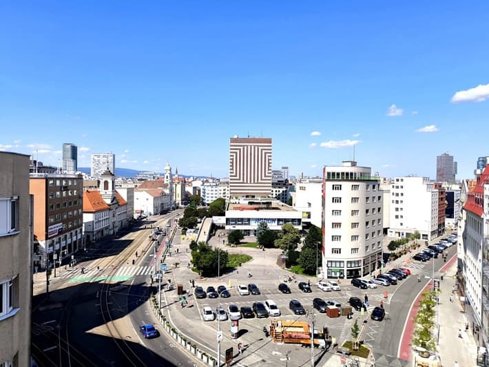 Veľkometrážny 2-izbový byt v ikonickej budove City Gate