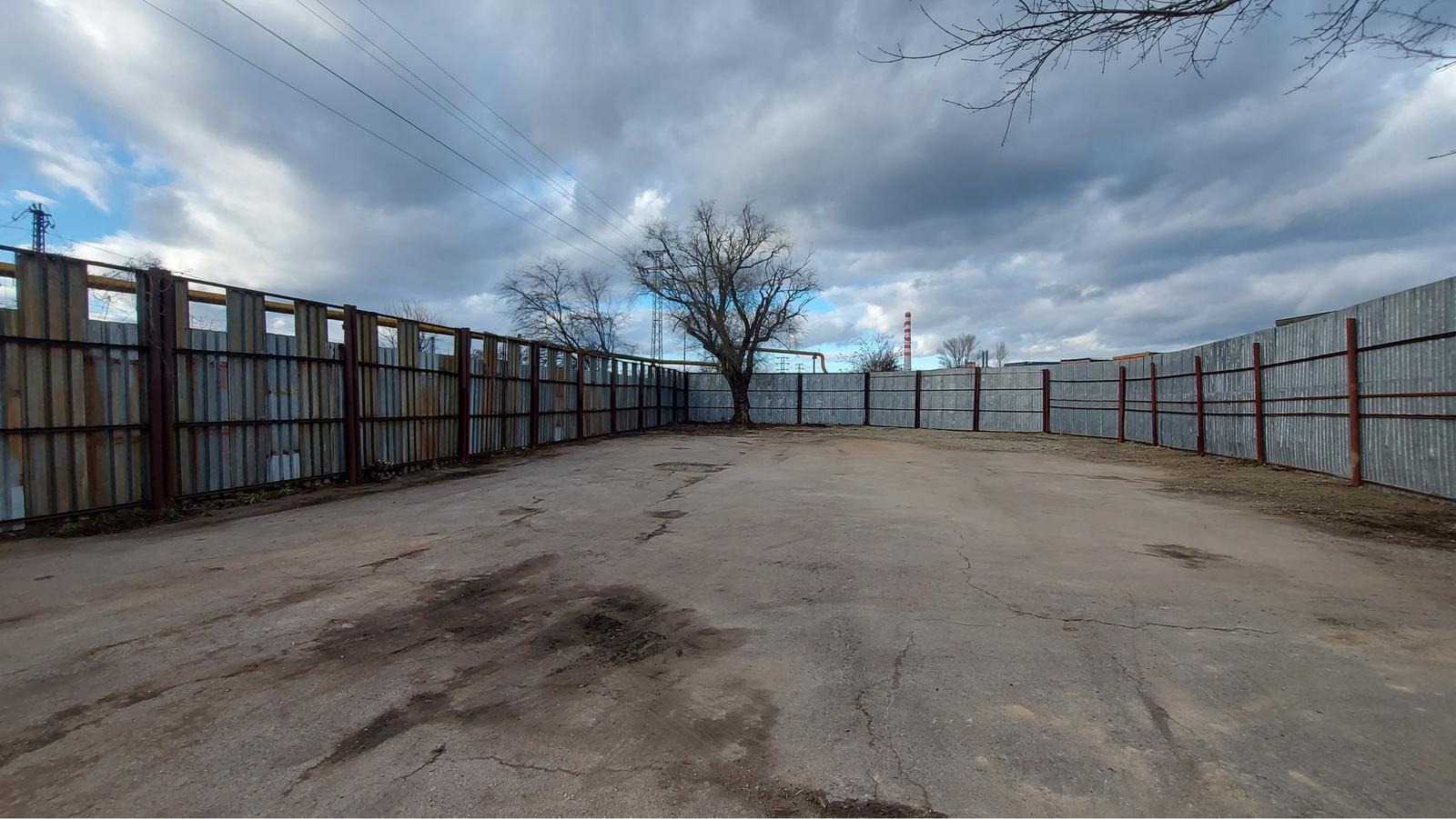Pozemok na prenájom - 705 m2 - na skladovanie - v južnej časti mesta – fotka 2