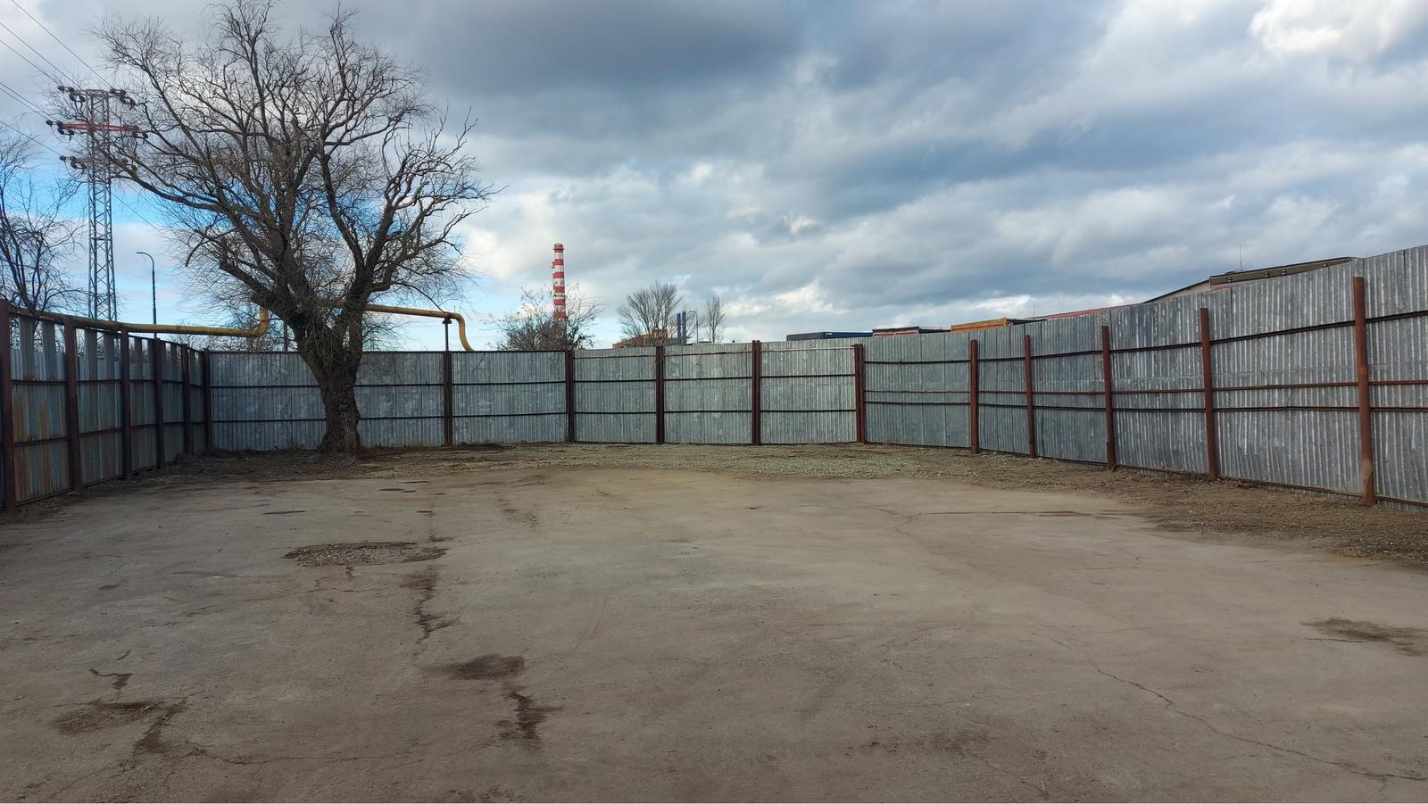 Pozemok na prenájom - 705 m2 - na skladovanie - v južnej časti mesta