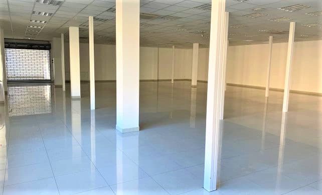 Obchodné priestory - 390 m2, vo frekventovanom OC na Furči – fotka 2