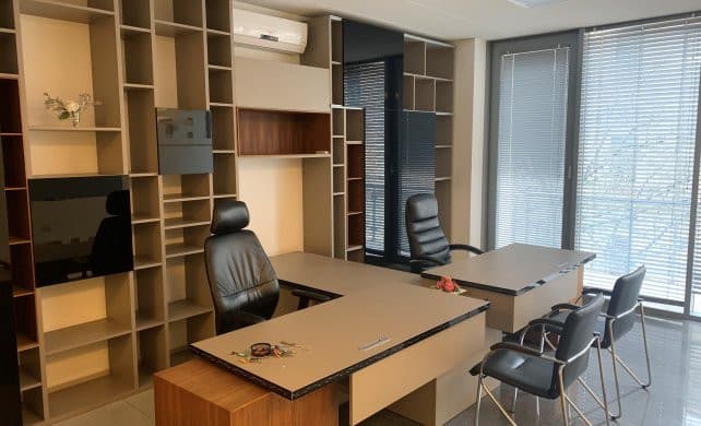 Kancelárske priestory v centre mesta 105 m2 +  58 m2 zasadačka + terasa – fotka 2