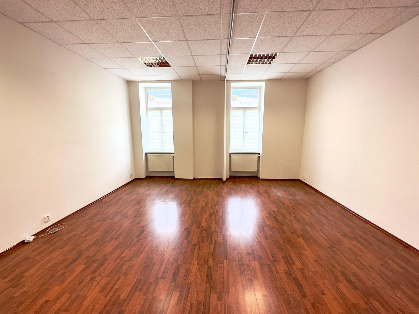 Rekonštruované priestory 41 m2 v centre mesta