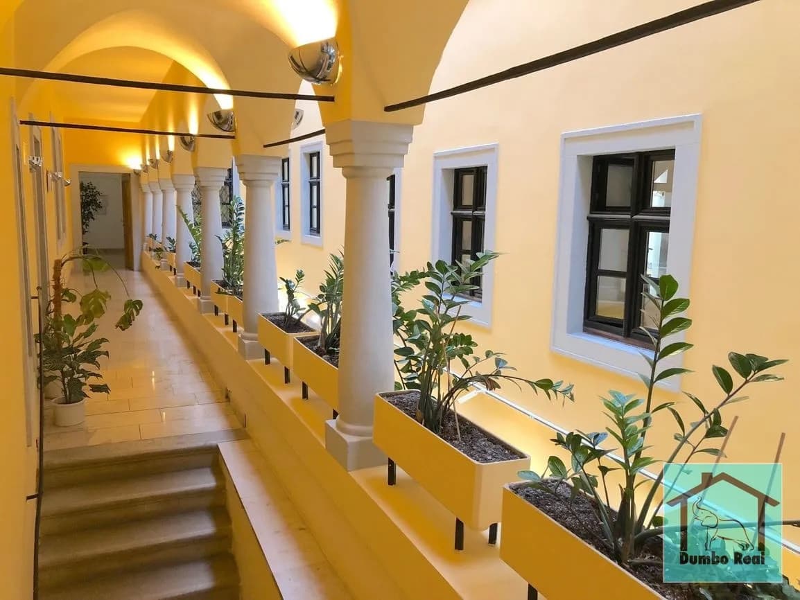 Prenájom kancelárie vo výmere 26 m2 s historickým šarmom a moderným komfortom, Michalská ul., Bratislava – Staré Mesto – fotka 2