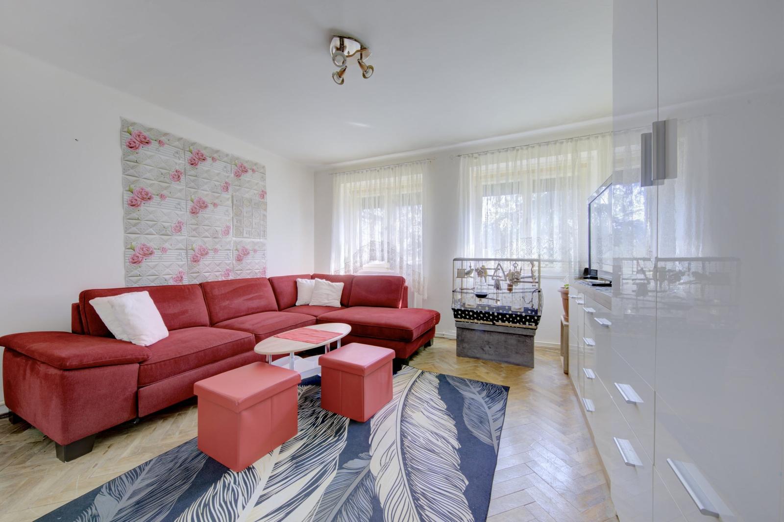 2 izbový byt s nepriechodnými izbami po rekonštrukcii, 72 m2, Štvrtok na Ostrove